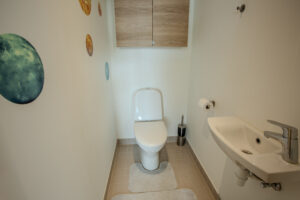 dub korter int wc 03